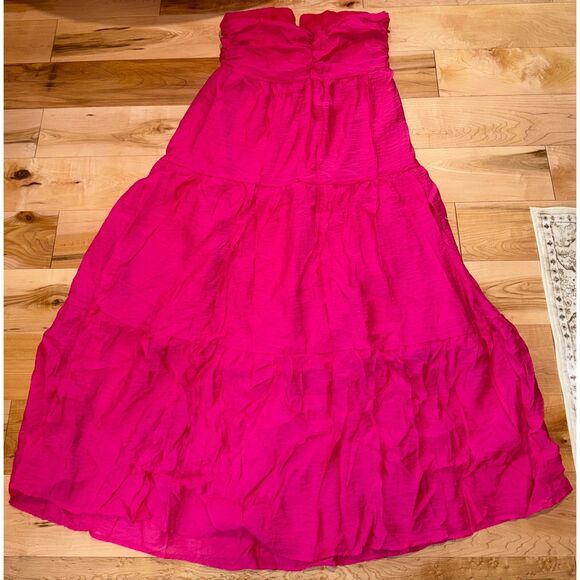 NWT Women's Pink Tiered Halter Top Maxi Dress - Picture 3 of 5